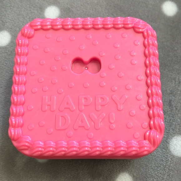 L.O.L Surprise Lot of Dolls, Pets and Accessories - Picture 13 of 17